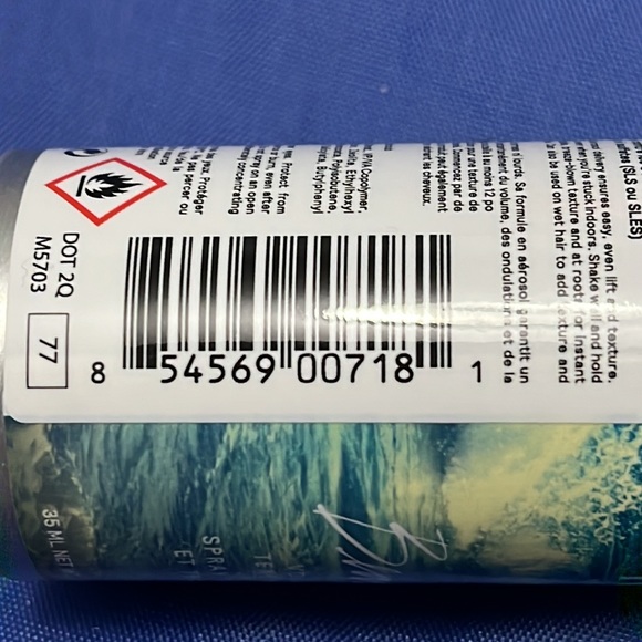 IGK Beach Club Volumizing texture spray NEW Travel size - Picture 3 of 6